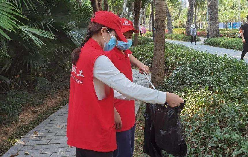 方言土话“三句半”重庆鸳鸯街道社区书记表演防疫宣传视频获点赞_网易订阅的简单介绍