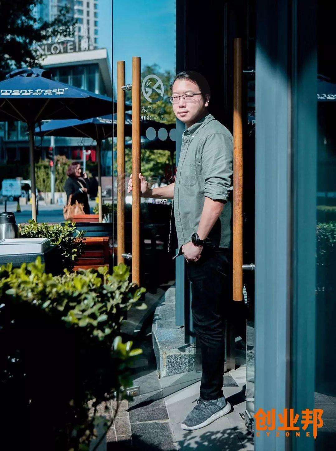 抖音暴富秘籍：有人一夜爆红，有人月入千万，也有人……_王秋涵的简单介绍