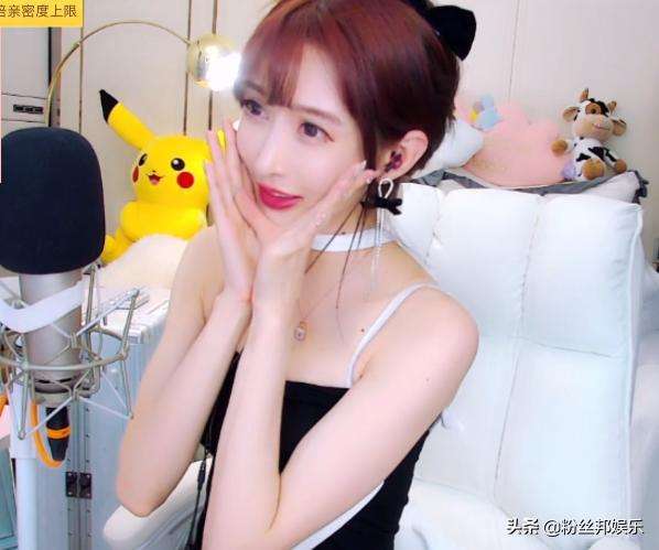 包含斗鱼刷飞机多少钱斗鱼刷一个飞机主播能拿多少钱_18183专区的词条