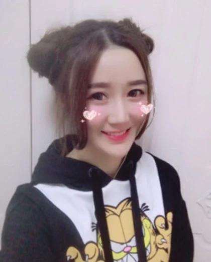 关于斗鱼温柚直播从不露手,被质疑是代打,网友直言跟他大哥骚白学的_那批的信息 关于斗鱼温柚直播从不露手,被质疑是代打,网友直言跟他大哥骚白学的_那批的信息