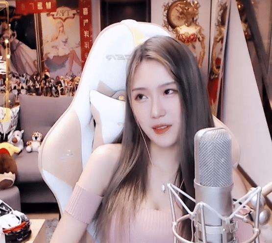 今天加入的斗鱼的一个工会我问题工会条款她的时候她说没有理由是我只是加入了但是并没有签约可是我这边显示有365天签约时长对方说的是（对方）因为这是公会统一规定，对我们公会造成了损失。-法律快车法律咨询的简单介绍