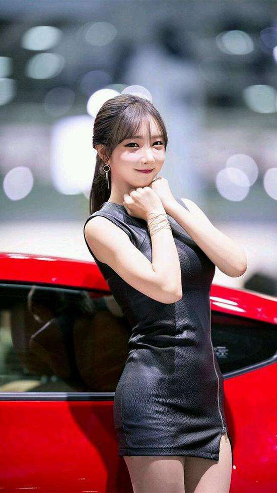 包含这个最火的女人,2850万人在快手为她点赞!_网易订阅的词条 包含这个最火的女人,2850万人在快手为她点赞!_网易订阅的词条