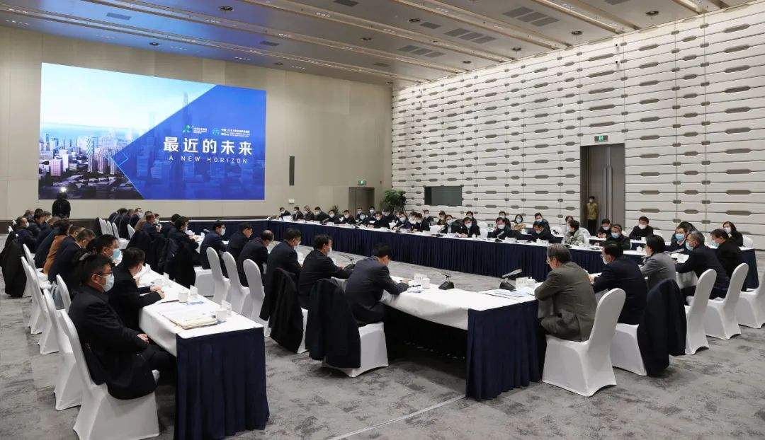 包含【新时代新作为新篇章】15家副省级城市党报记者点赞南京江北新区_南报网的词条