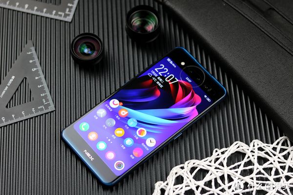 深网|vivo转基因：NEX会在新一轮手机竞争中领先吗_科技_腾讯网的简单介绍