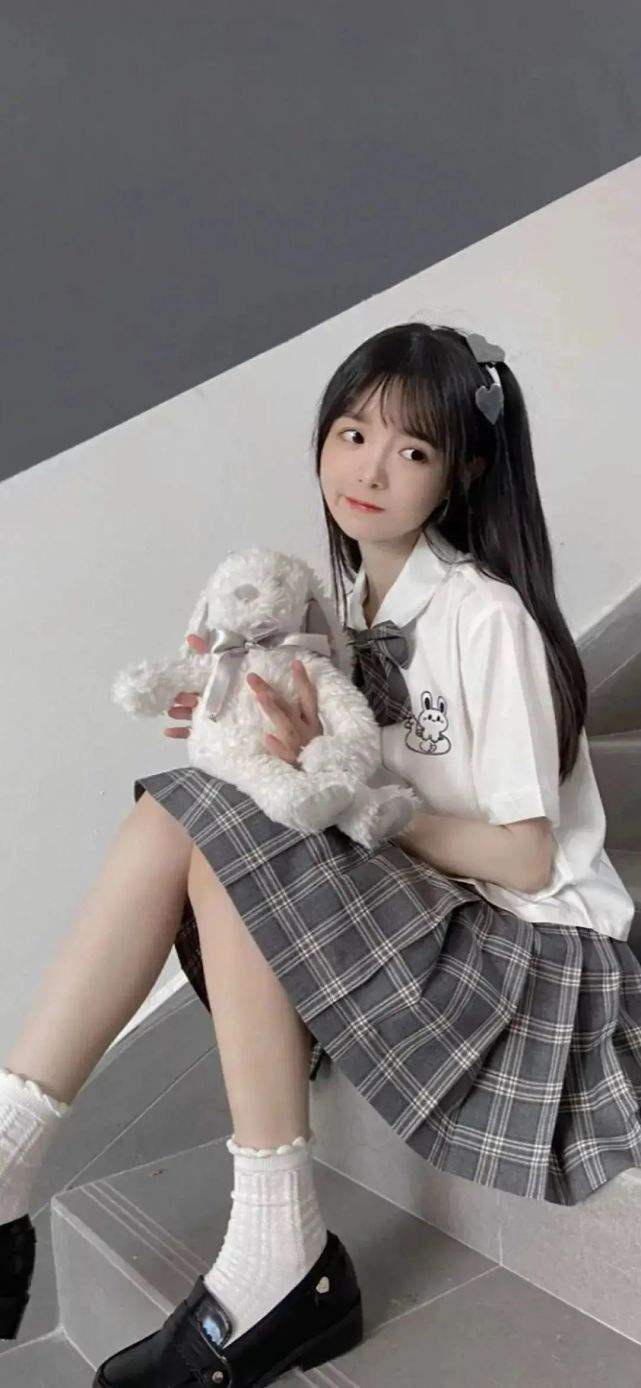 关于那些在QQ上求赞的女人是什么心态_网易订阅的信息 关于那些在QQ上求赞的女人是什么心态_网易订阅的信息