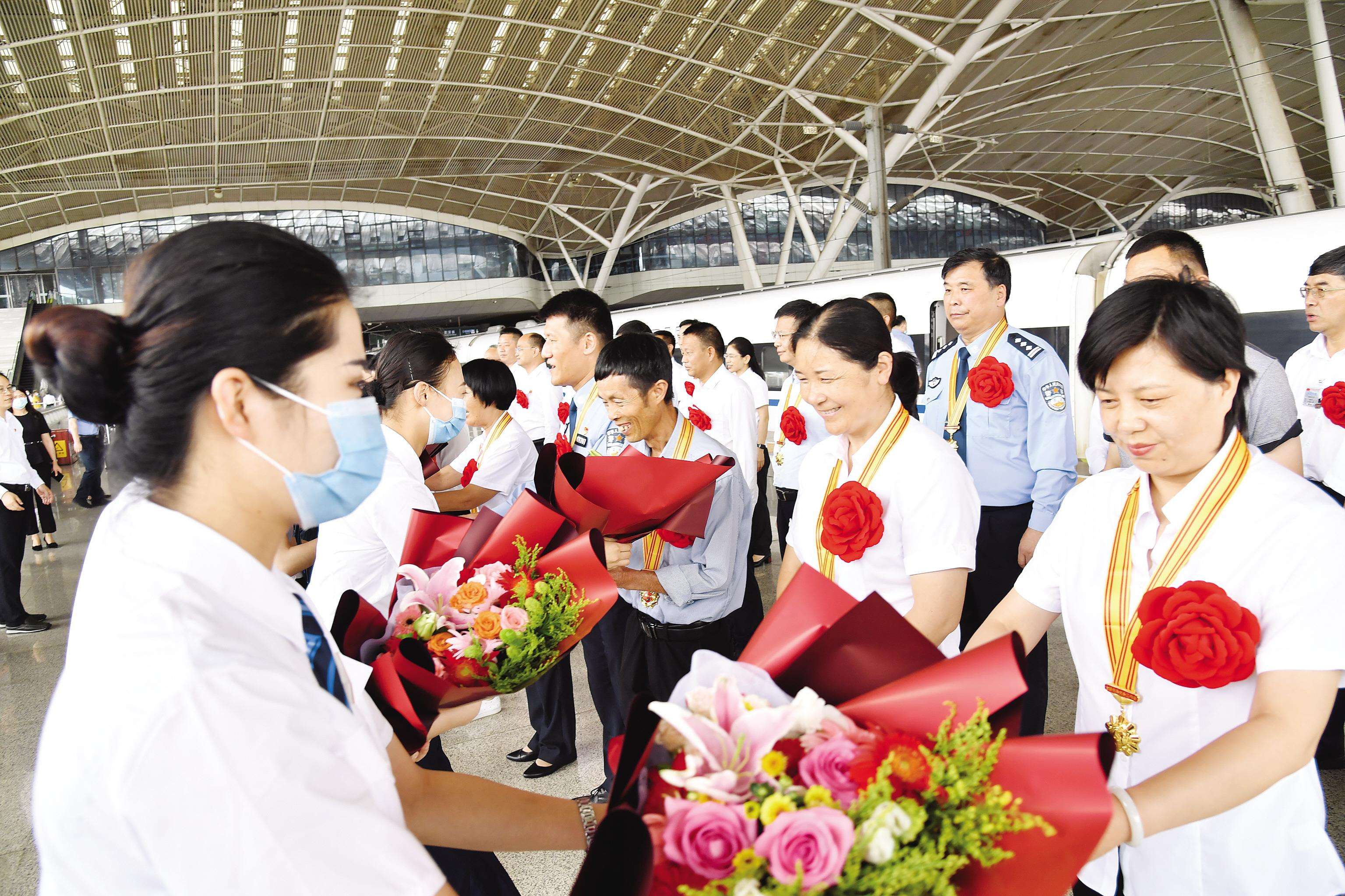 点赞通道开启，请为夷陵四部作品点赞！_荆楚号_荆楚网_湖北日报网的简单介绍