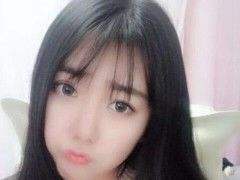 包含她曾是“斗鱼一姐”，曝出“代练”事件过气，沦为陪聊被骂不配！_阿怡的词条