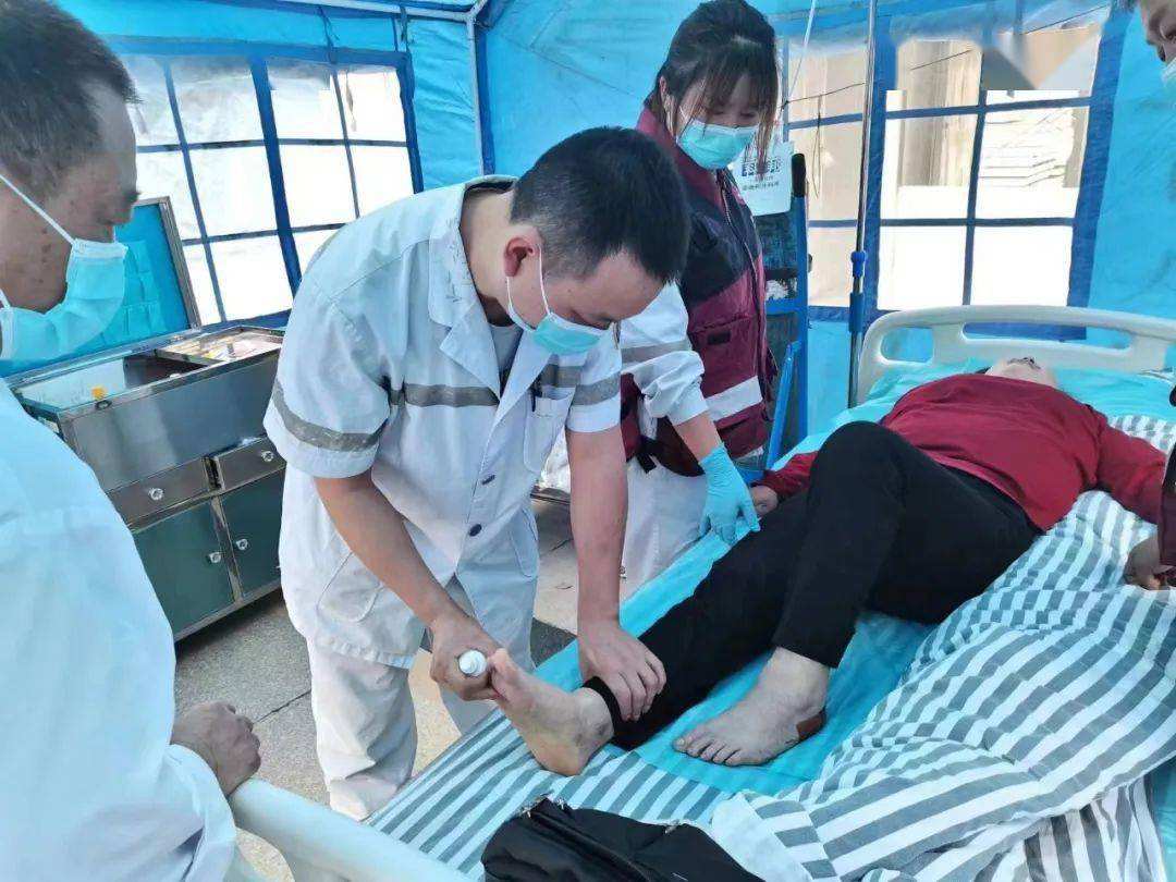 今天,为8500万人发一条微信!遇见他们,不要“瞳孔地震”……的简单介绍 今天,为8500万人发一条微信!遇见他们,不要“瞳孔地震”……的简单介绍